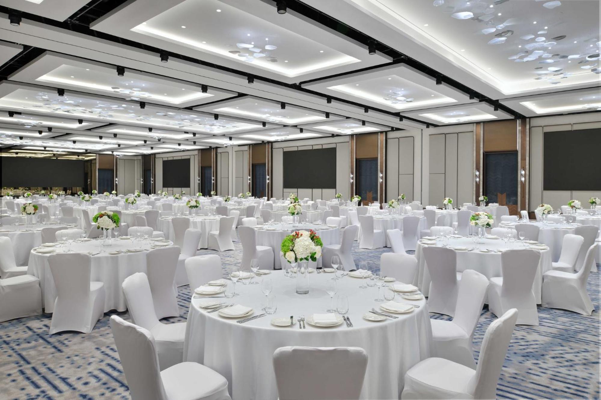 อินเตอร์คอนติเนนตัล เรสซิเดนซ์ สวีท ดูไบ เฟสติวัลซิตี้ Aparthotel ภายนอก รูปภาพ The Grand Ballroom